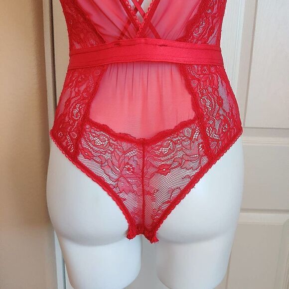Oh la la Cheri Paris Red Viviane V-Plunge Lace Teddy sz M - Picture 9 of 15